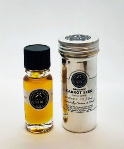 Organic Carrot Seed Essential Oil (Daucus carota)