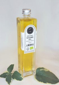 Organic Sesame Oil (Sesamum indicum)
